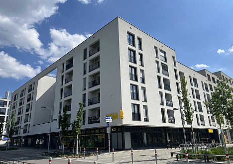 Dennis Schuh/projektbau GMBH